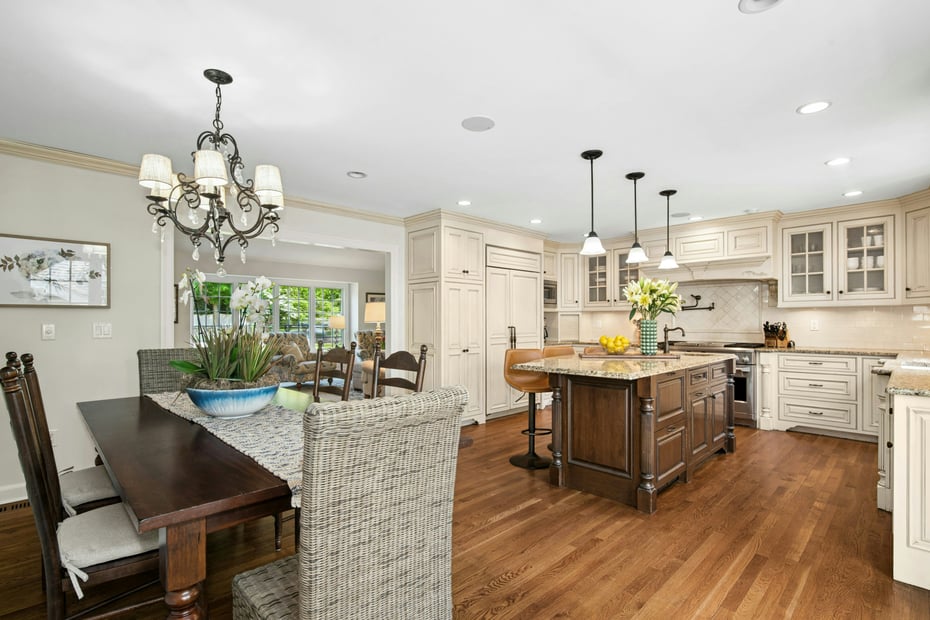 2 Knollwood Lane Photo 12