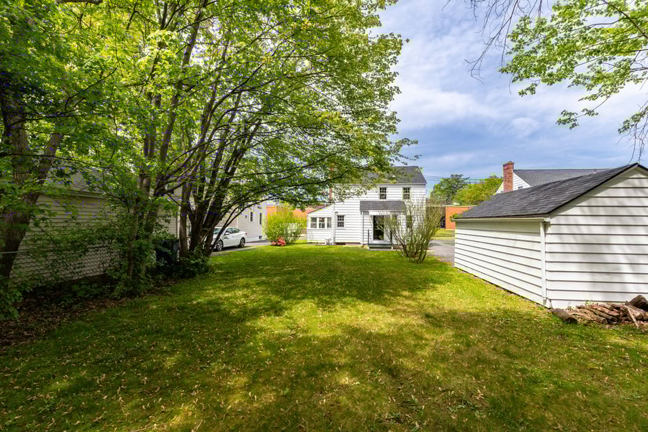 57 Saint James Street Photo 27