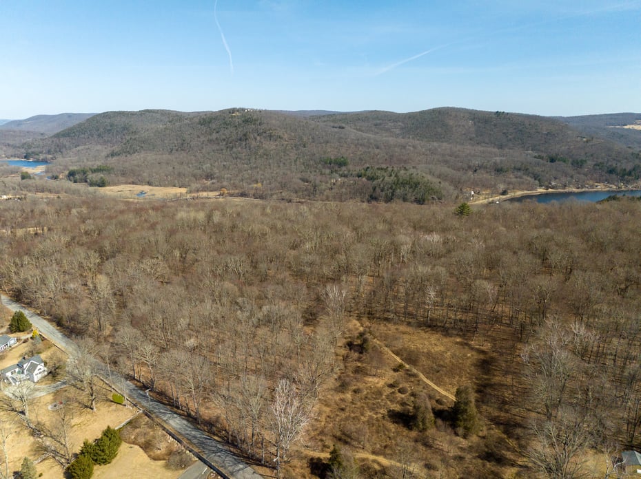 Spooner Hill Road Photo 14