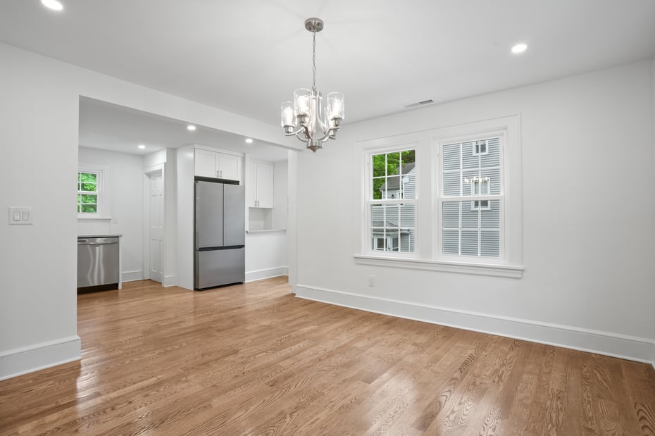259 White Plains Road Photo 13