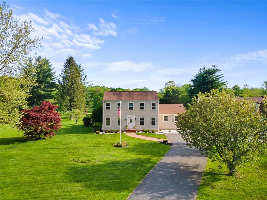 299 West Flat Hill Road Photo 1