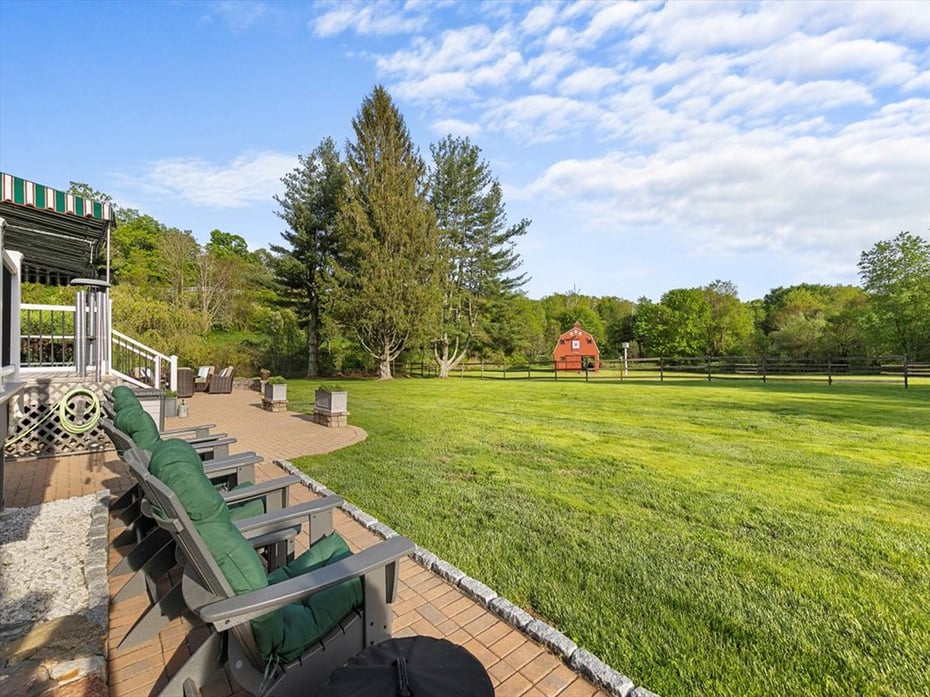 299 West Flat Hill Road Photo 31