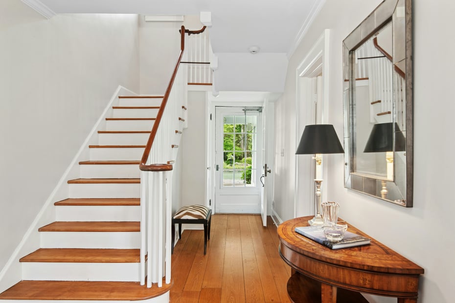 9 Sunset Road Photo 3