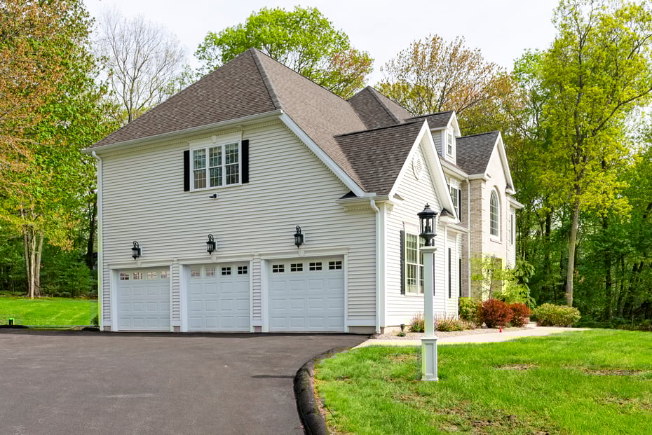 64 Warren Glen Photo 3