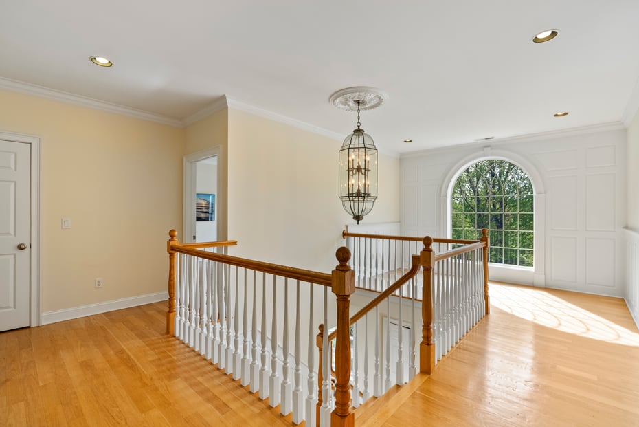 64 Warren Glen Photo 25