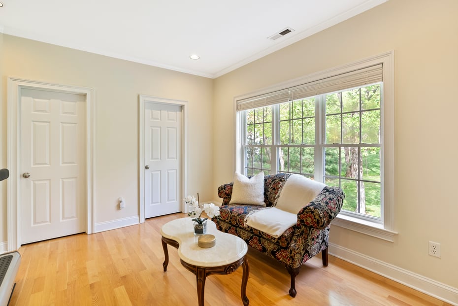 64 Warren Glen Photo 28
