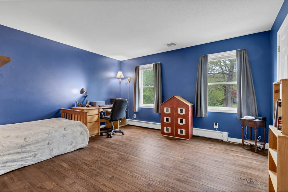 686 West Road Photo 19