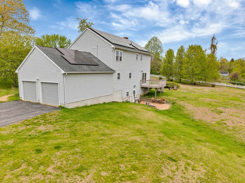 686 West Road Photo 29