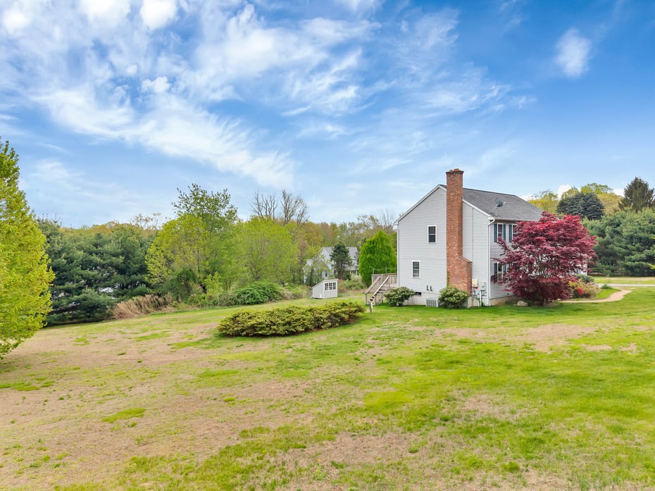 686 West Road Photo 34
