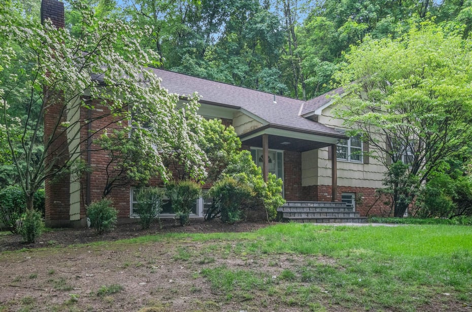 341 Millwood Road Photo 2