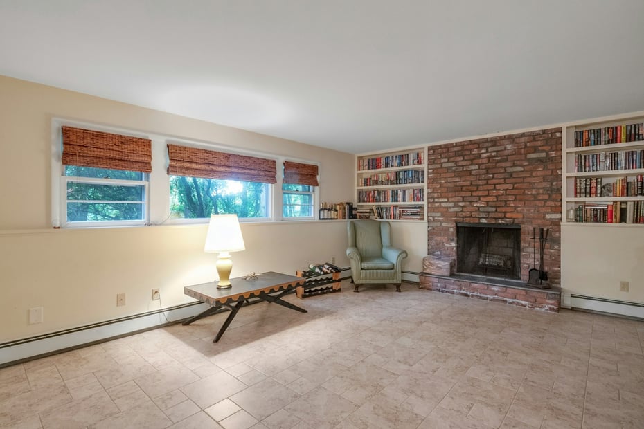 341 Millwood Road Photo 23