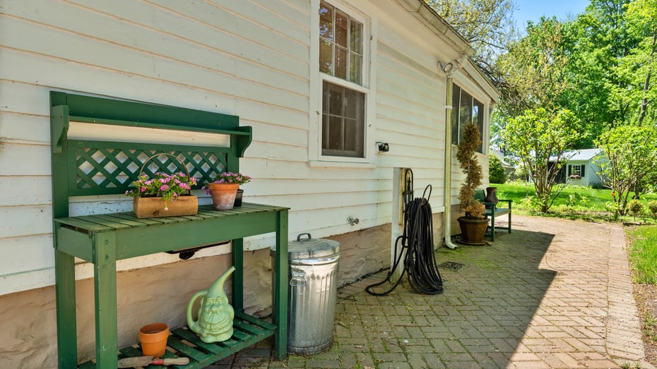 63 Albany Avenue Photo 24