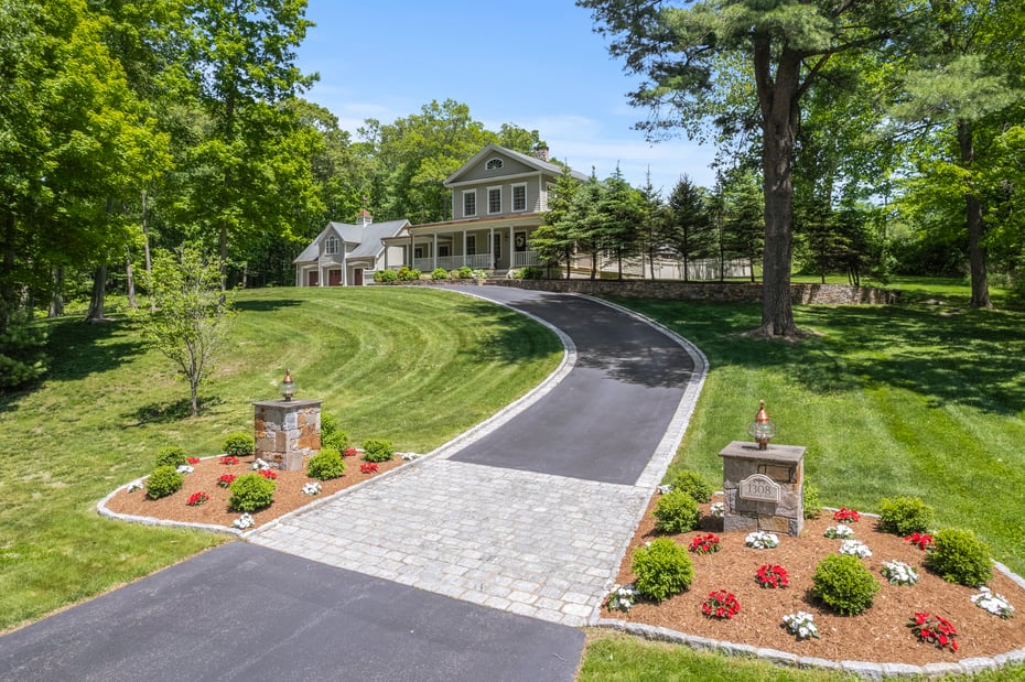 1308 Durham Road Photo 1