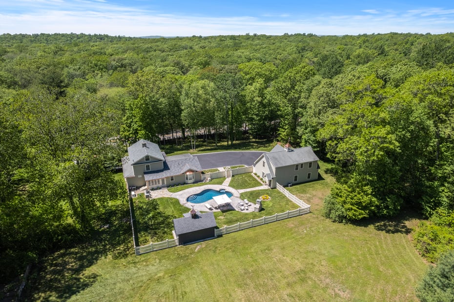 1308 Durham Road Photo 3