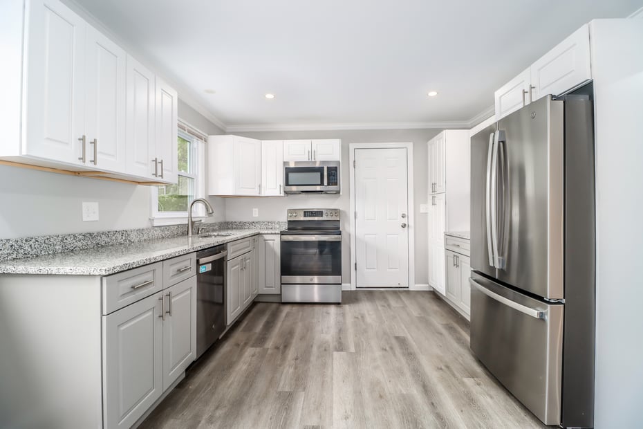 17 Alan Avenue Photo 8