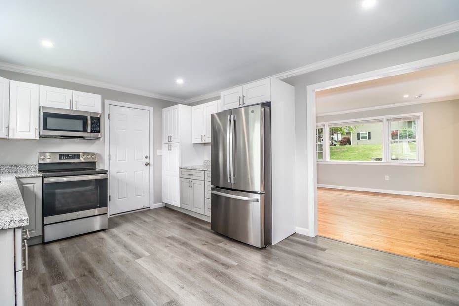 17 Alan Avenue Photo 9