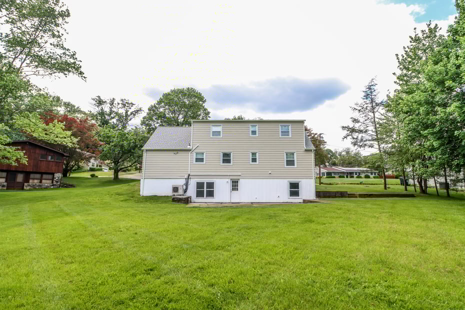 17 Alan Avenue Photo 32