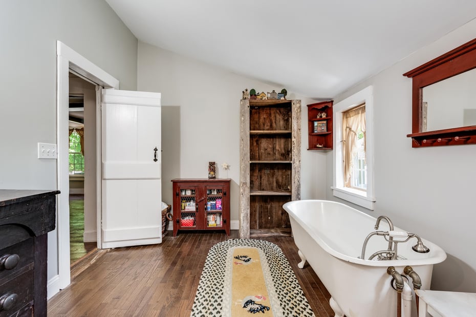 538 Scotland Road Photo 16