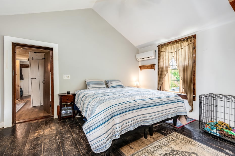 538 Scotland Road Photo 19