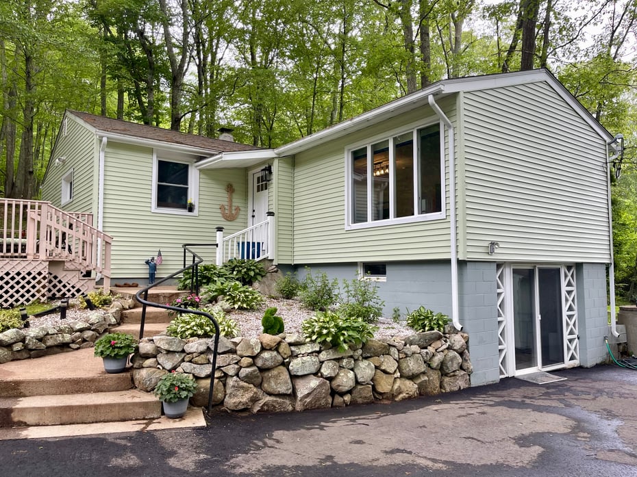 73 North Road Photo 1