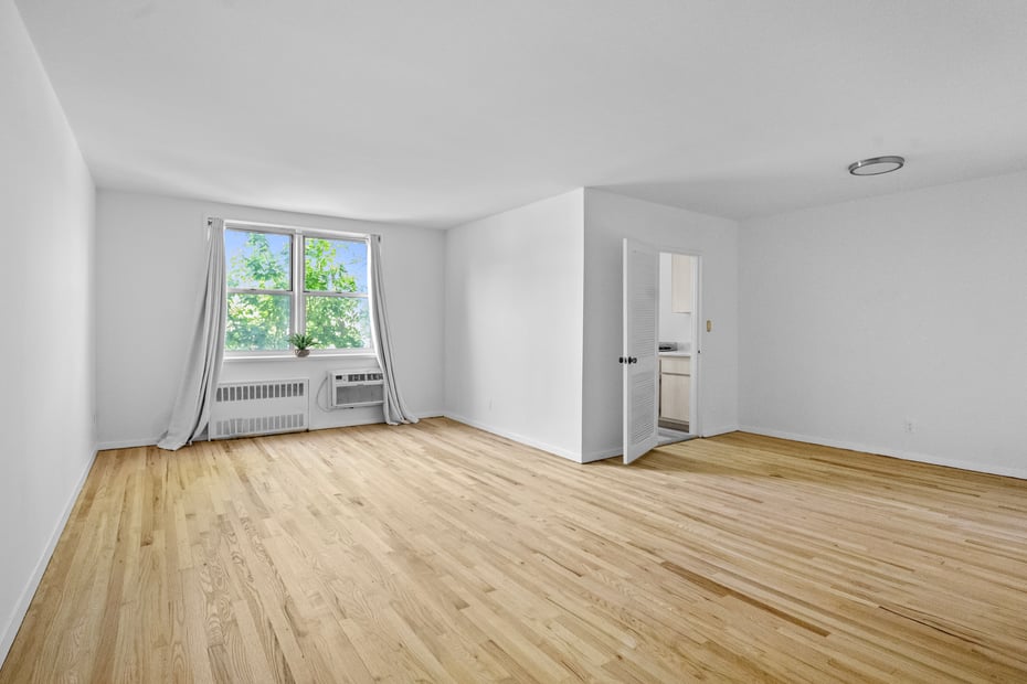 642 Locust Street  #3K Photo 2