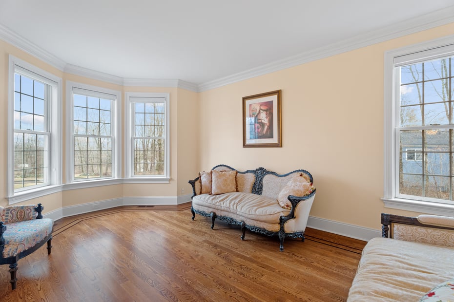 24 North Racebrook Road Photo 3