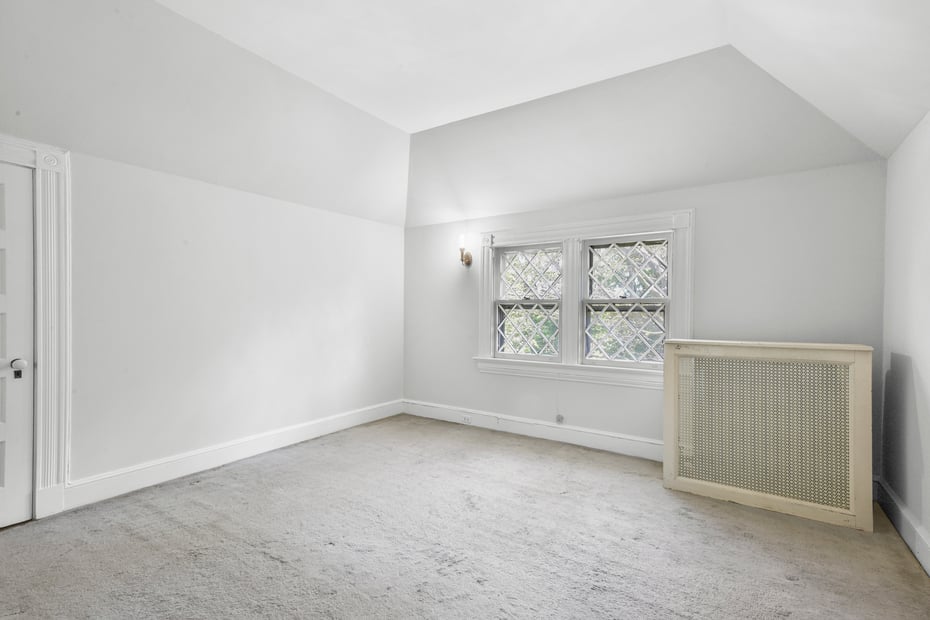 69 Desmond Avenue Photo 33