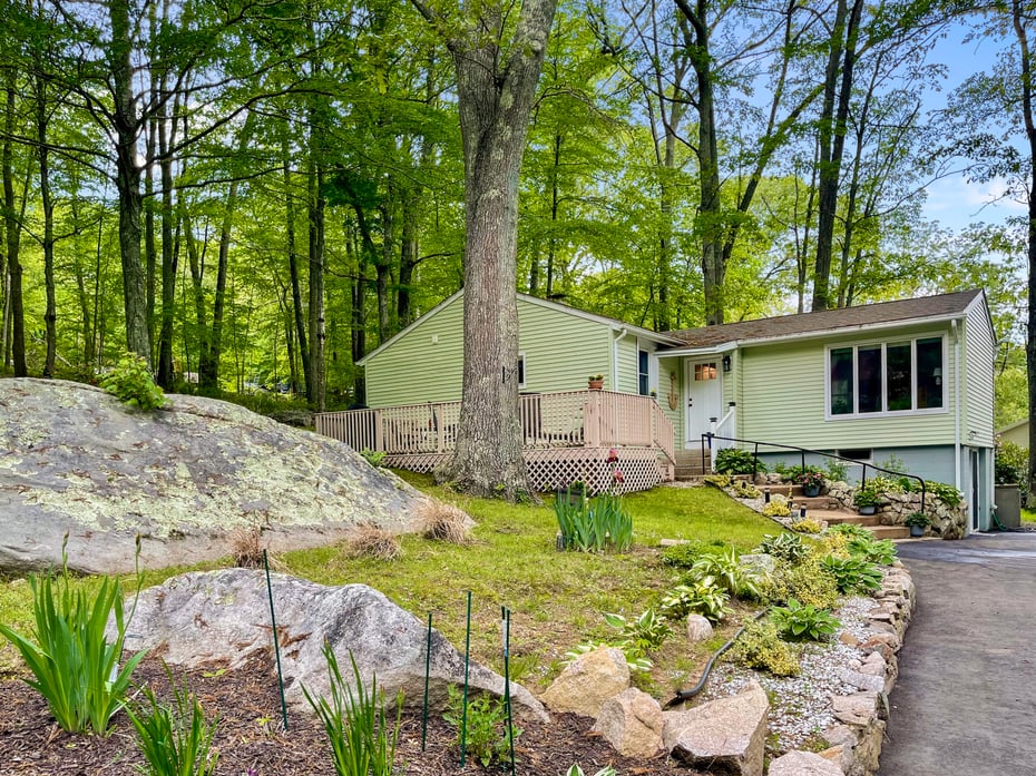 73 North Road Photo 5
