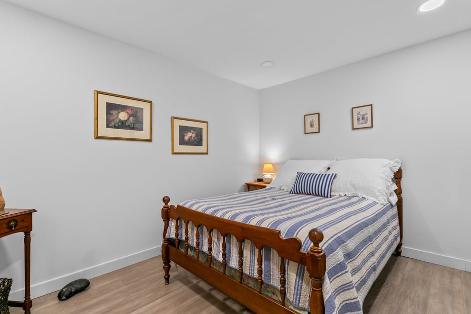 73 North Road Photo 22