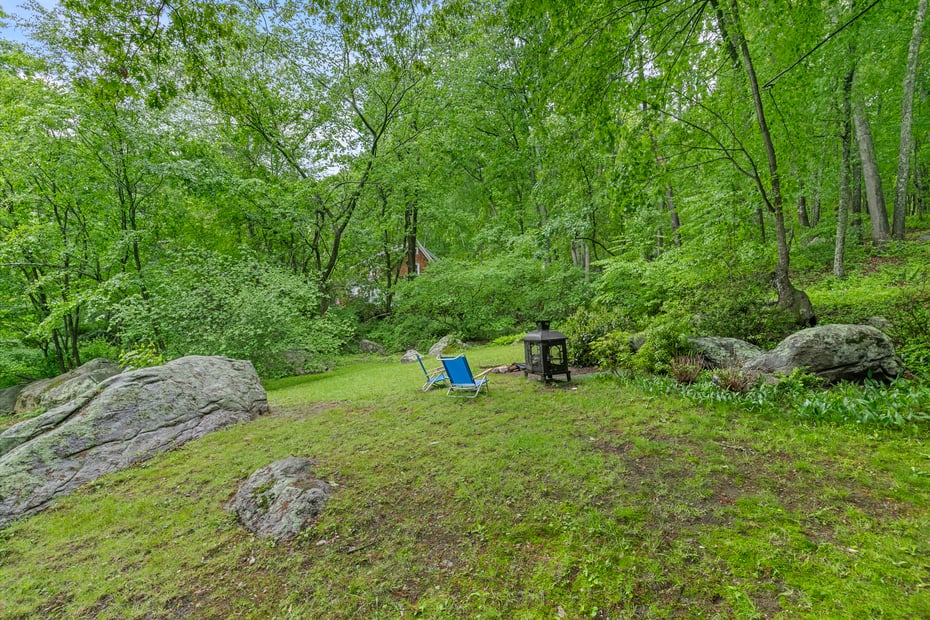 73 North Road Photo 35