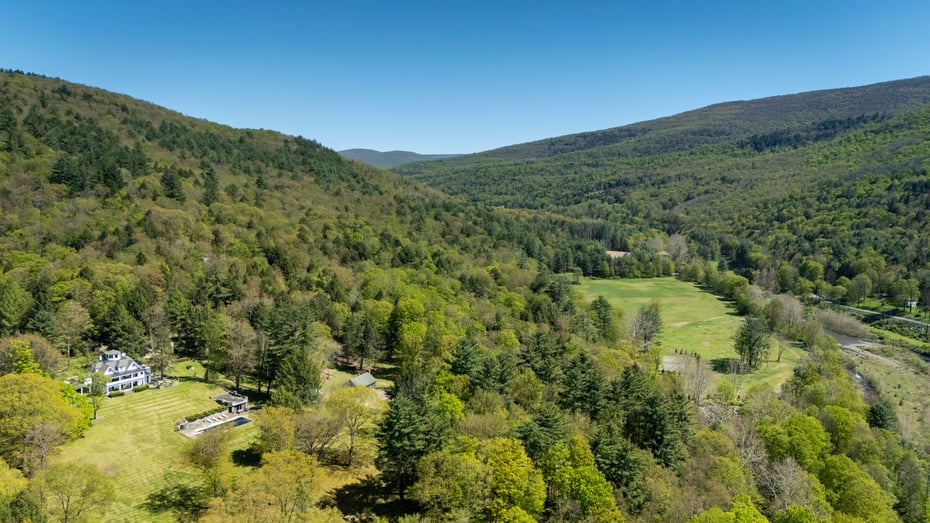 390 Erpf Road Photo 16