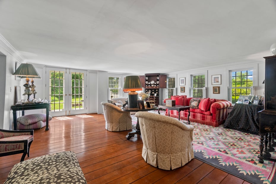 25 Johnny Cake Hill Road Photo 6