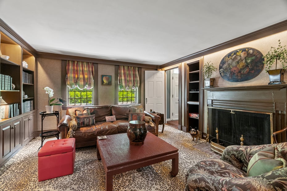 25 Johnny Cake Hill Road Photo 9