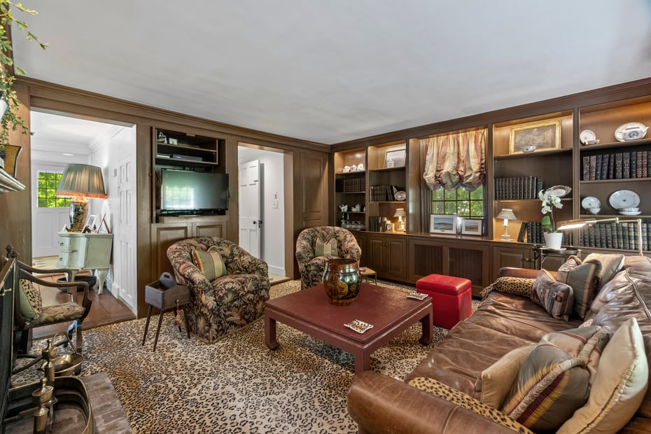 25 Johnny Cake Hill Road Photo 10