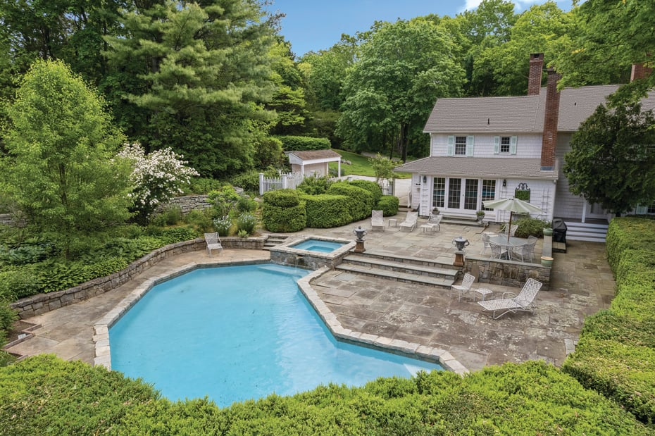 25 Johnny Cake Hill Road Photo 36