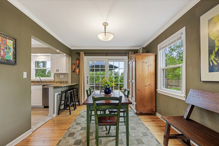 69 Howard Avenue Photo 7