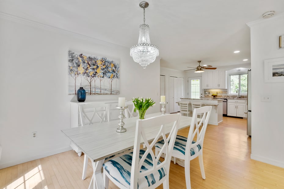 55 Lyon Road Photo 8