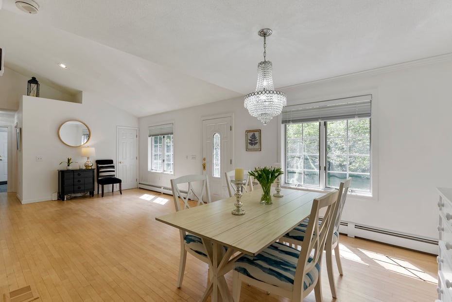 55 Lyon Road Photo 11