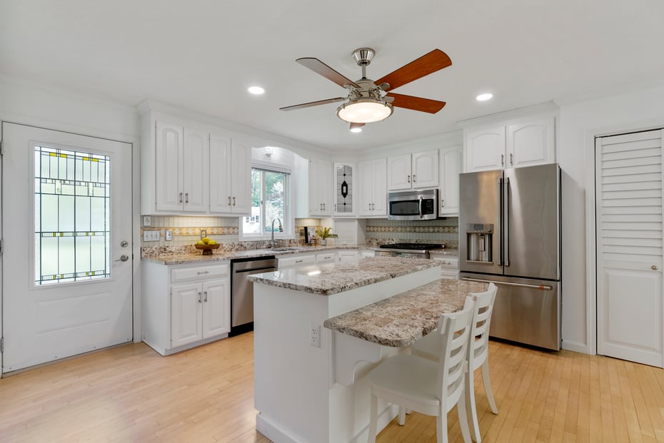 55 Lyon Road Photo 14
