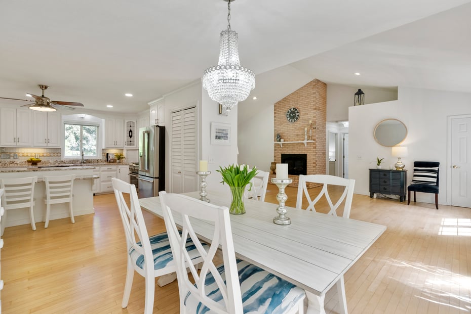 55 Lyon Road Photo 16