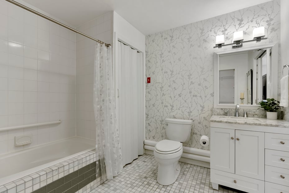 55 Lyon Road Photo 30