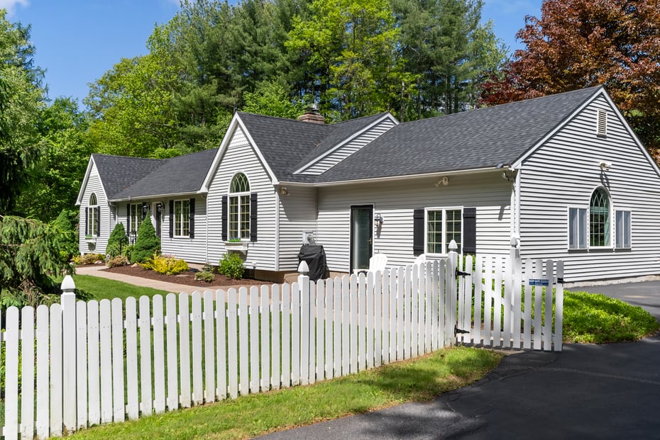 55 Lyon Road Photo 40
