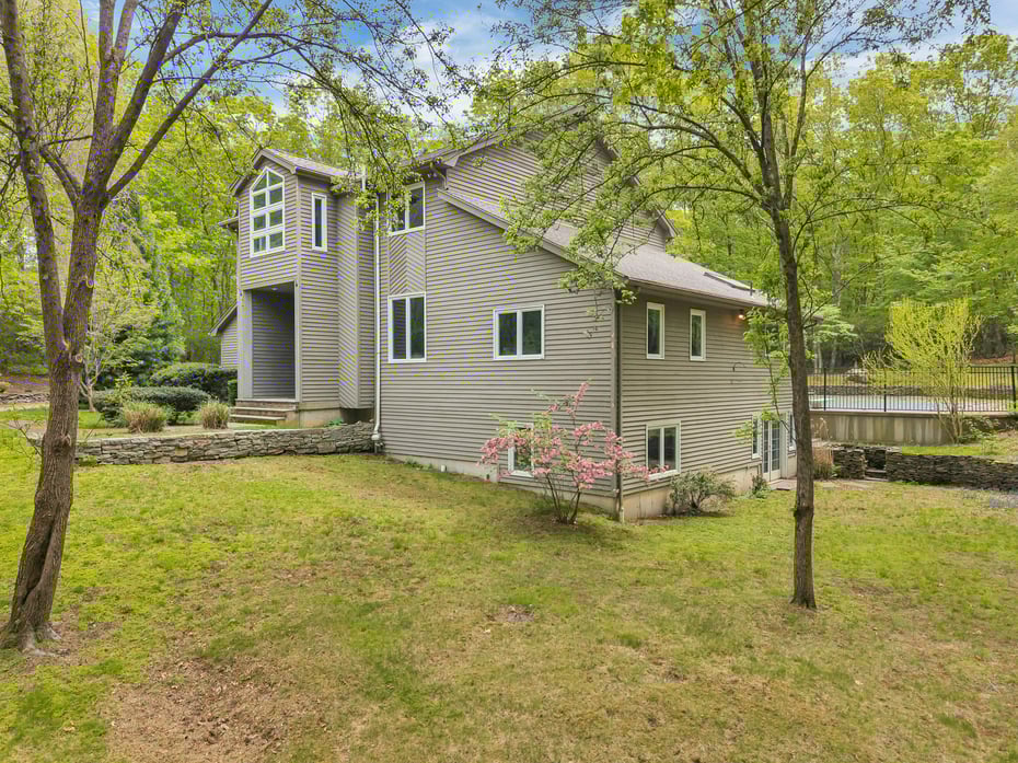 20a Bush Hill Drive Photo 30