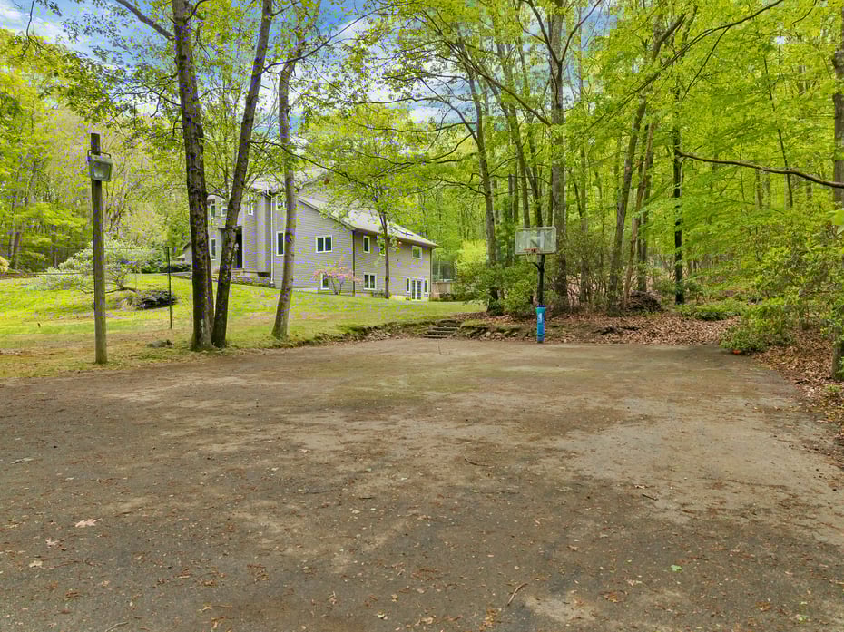 20a Bush Hill Drive Photo 35