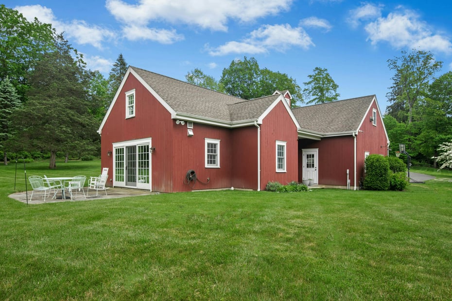 135 Limekiln Road Photo 33