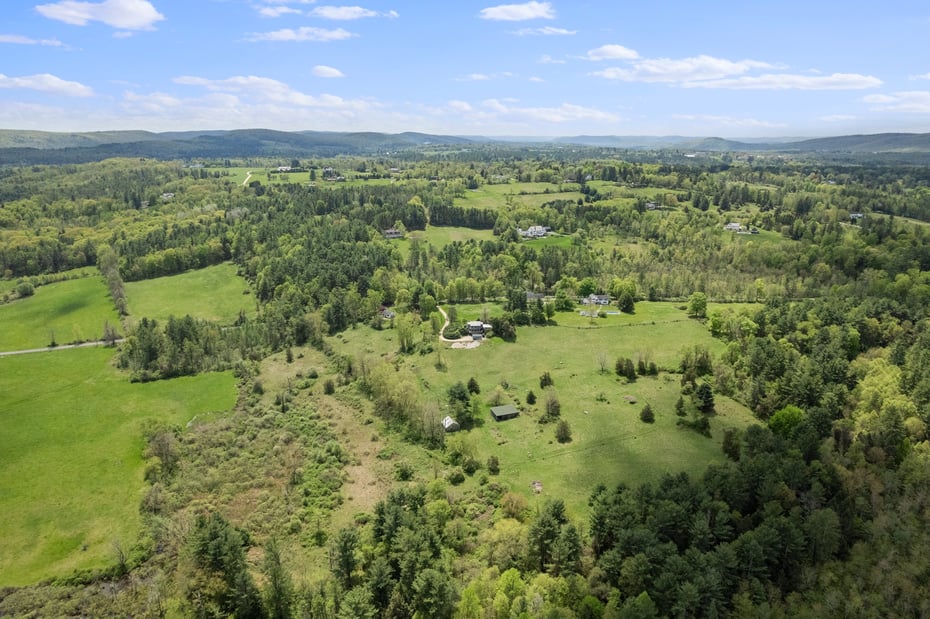 278 And 282 Farnum Road Photo 8