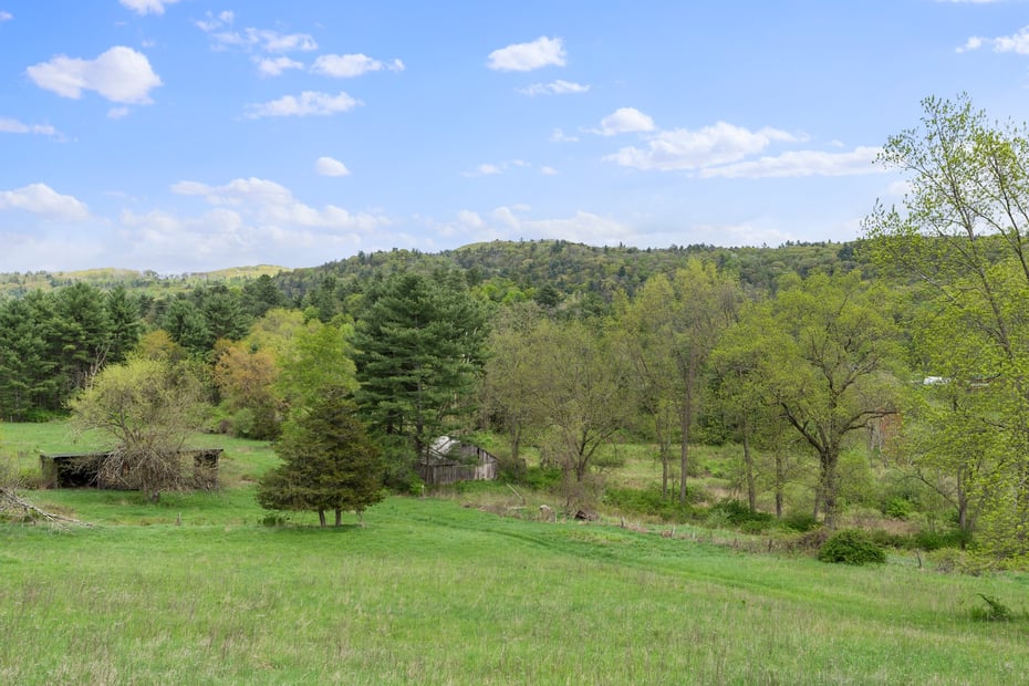 278 And 282 Farnum Road Photo 19