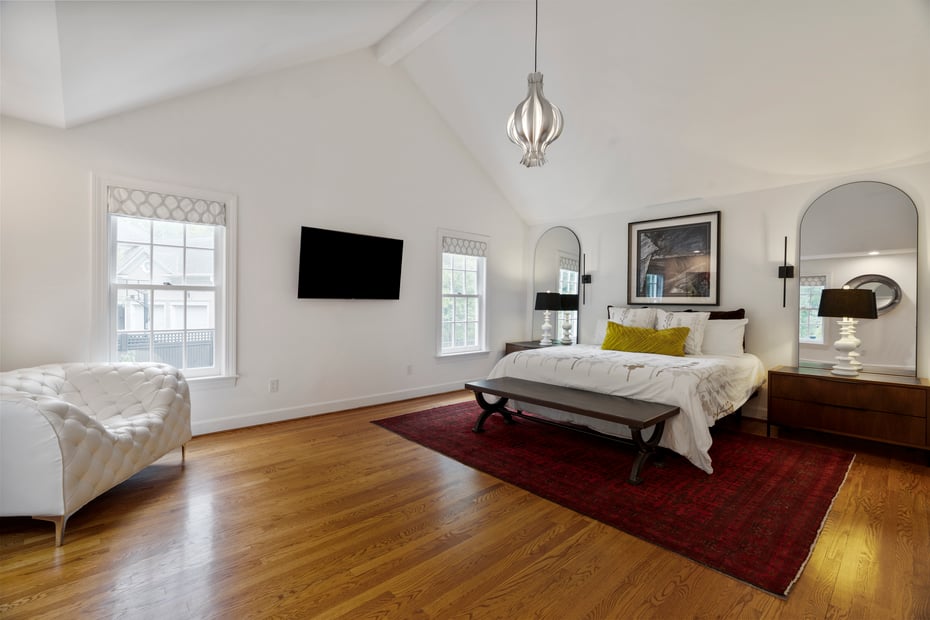 16 Whitehall Place Photo 16