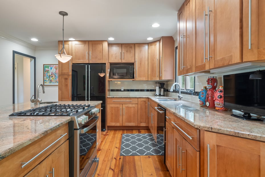 106 Konig Road Photo 8