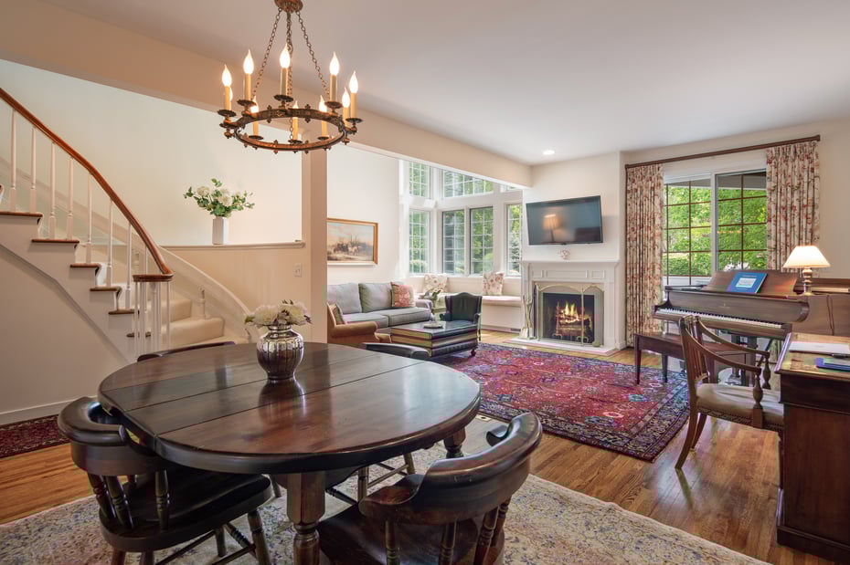 44 Hale Lane Photo 4